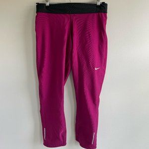NIKE Athletic cropped Leggings, Size Medium, Magenta/pink